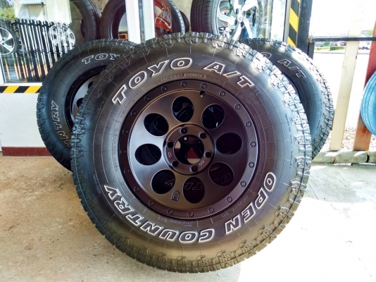 ล้อหยดน้ำขอบ16 6รู139.7 พร้อมยางโตโย 265/75R16 ปี16