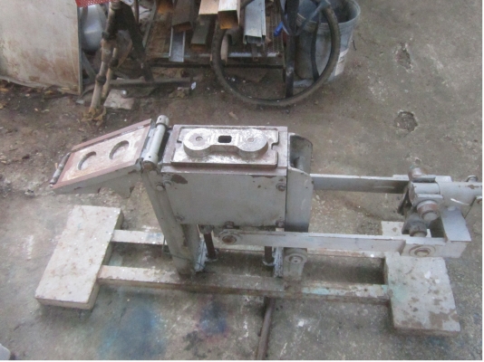 เครื่องอัดบล๊อคดินประสาน