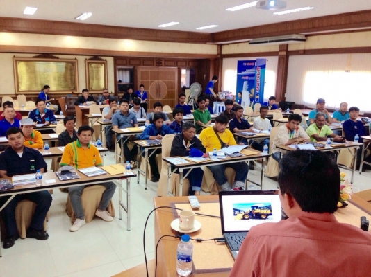 รับฝึกอบรมพนักงานขับและดูแลเครื่องจักรกลหนัก