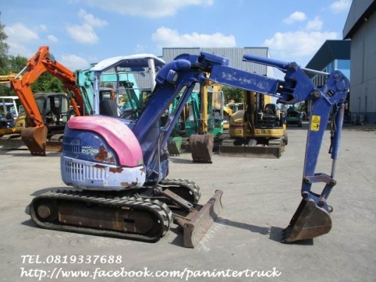 FROM JAPANรถขุดKOMATSU PC28UU-3*(PC20-8)(เครื่องดำ)/คอนโทรล(สั้น)น้ำมัน/ปั๊มนิ้ว/อ๊อฟเซ็ทบูม/สินค้าเก่านอก/มีเอกสารแจ้งจำหน่าย