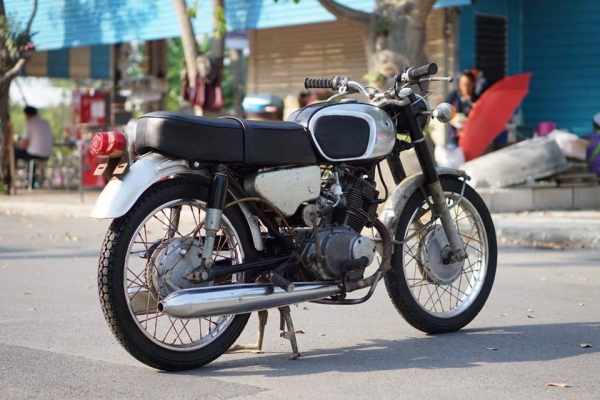 ร้าน วุฒิ นนบุรี ขาย HONDA CB93 125cc