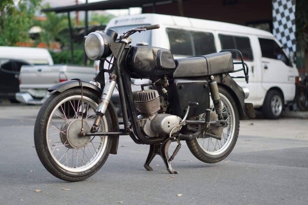 ร้าน วุฒิ นนบุรี ขาย รถเยอรมัน MZ ES125 โตงเตง ร้าน วุฒิ นนบุรี ขาย รถเยอรมัน MZ ES125 โตงเตง