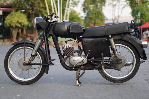 ร้าน วุฒิ นนบุรี ขาย รถเยอรมัน MZ ES125 โตงเตง