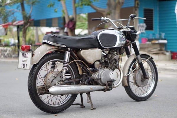 ขาย HoNDA CB160 ปี 1965 หาอยู่รีบเลยคับ