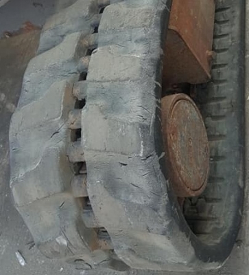 FROM JAPAN RUBBER TRACKแทรคยางรถขุดไซค์ 20,25,30,35 /ขนาด300*52.5*80(ข้อ) /สินค้าเก่านอก/ราคาเพียง *คู่ละ24,000 บาท* FROM JAPAN RUBBER TRACKแทรคยางรถขุดไซค์ 20,25,30,35 /ขนาด300*52.5*80(ข้อ) /สินค้าเก่านอก/ราคาเพียง *คู่ละ24,000 บาท*