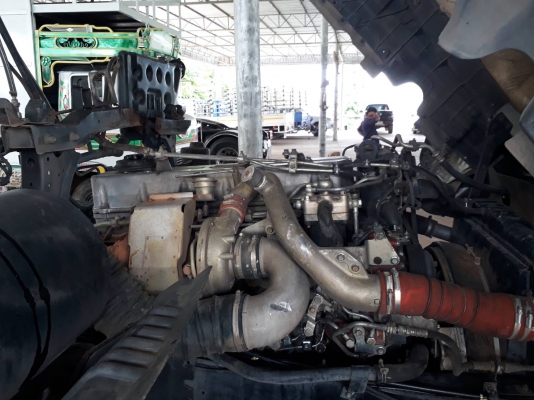 ขายด่วนหัวลาก380แรงปี53รถสวยวิ่ง2แสนกิโล ขายด่วนหัวลาก380แรงปี53รถสวยวิ่ง2แสนกิโล