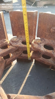 FROM JAPAN TRACK SHOE แทรคเหล็กก๊อปยาง สำหรับรถขุด ไซค์20,25,30,35/ (43ข้อ)/สินค้าเก่านอก ราคา*คู่ละ 39,000 บาท* FROM JAPAN TRACK SHOE แทรคเหล็กก๊อปยาง สำหรับรถขุด ไซค์20,25,30,35/ (43ข้อ)/สินค้าเก่านอก ราคา*คู่ละ 39,000 บาท*