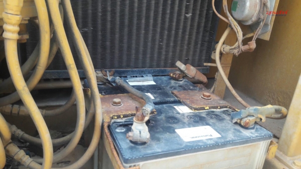 ขายรถขุด KOMATSU PC120-5 เก่านอกผ่านการใช้งานในไทยไม่นาน รวม 5 พันชั่วโมง สภาพเทพบุตร