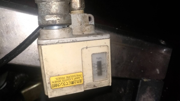 เพรสเชอร์สวิทย์แรงดัน smc