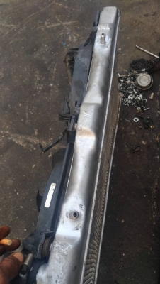 หม้อน้ำอลูมิเนียมทั้งใบพร้อมพัดลมคู่