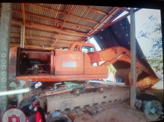 มี 2 คันรถแบคโฮ DAEWOO SOLAR 220LC-V เอกสารอินวอย ราคา 500000