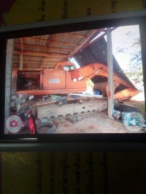 มี 2 คันรถแบคโฮ DAEWOO SOLAR 220LC-V เอกสารอินวอย ราคา 500000