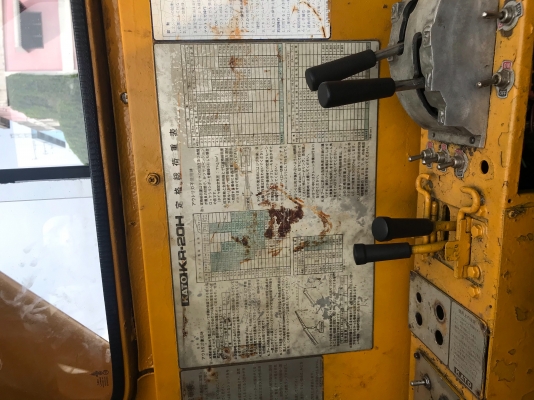 ปรับลดราคาเหลือ1,000,000ขายเครนคาโต้ KR20H.20ตันพร้อมเล่มทะเบียนราคา1,100,000