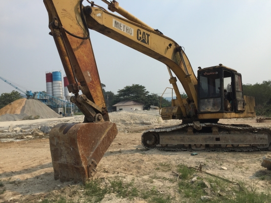 Cat EL240B เครื่องดี เอวแน่น