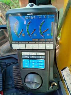 ขายจ้า..KOMATSU PC78US-8 เก่านอกแท้  มีลายแย๊ก..พร้อมผานดัน  4,xxx ชั่วโมง  สภาพสวย พร้อมใช้ โทร 089-3818694 จ๊อย