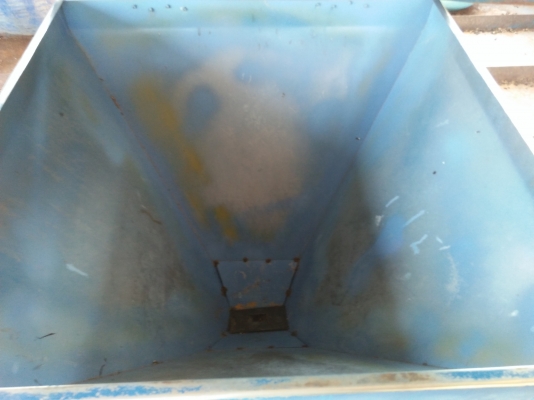 ลดสุดๆครับ..ขายครับเครื่องปลูกร่องคู่สภาพสวยๆงามๆครับราคาตัดต่อรองได้ครับ