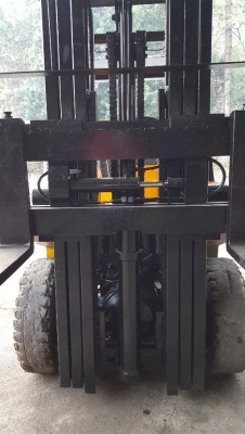 ขายโฟค์ลิฟ นัสสัน 2 ตัน เครื่อง เบนซิน เกียร์ธรรมดา เสาสูง 4.30 ม.งาสะไล เสาเข้าตู้