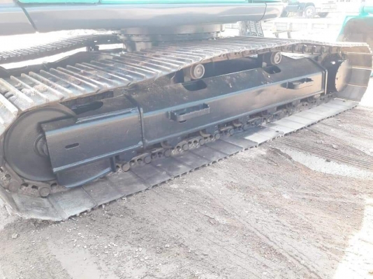 ขายจ้า.KOBELCO SK200-3 มาร์คไฟว์ ซุปเปอร์ เก่านอกแท้  สภาพสวย แทรคใหญ่ ใบ 80 มีลายแย๊ก พร้อมใช้ โทร 089-3818694 จ๊อย