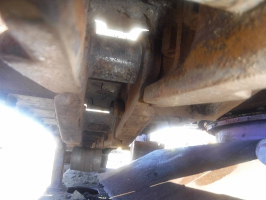 ขายรถขุด ยี่ห้อ Komatsu รุ่น Pc75uu-2E ขายรถขุด ยี่ห้อ Komatsu รุ่น Pc75uu-2E