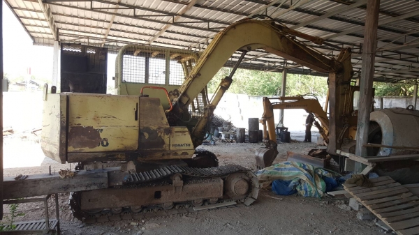ขาย แบคโฮ KOMATSU PC60-6 ซื้อเก่านอกมา เครื่องดี ปั้มดี โซ่ 80\% โรลเลอร์แตก 2 ลูก รถใช้งานได้ปกติ เอกสารใบซื้อขาย ขาย แบคโฮ KOMATSU PC60-6 ซื้อเก่านอกมา เครื่องดี ปั้มดี โซ่ 80\% โรลเลอร์แตก 2 ลูก รถใช้งานได้ปกติ เอกสารใบซื้อขาย
