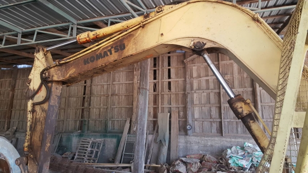 ขาย แบคโฮ KOMATSU PC60-6 ซื้อเก่านอกมา เครื่องดี ปั้มดี โซ่ 80\% โรลเลอร์แตก 2 ลูก รถใช้งานได้ปกติ เอกสารใบซื้อขาย ขาย แบคโฮ KOMATSU PC60-6 ซื้อเก่านอกมา เครื่องดี ปั้มดี โซ่ 80\% โรลเลอร์แตก 2 ลูก รถใช้งานได้ปกติ เอกสารใบซื้อขาย