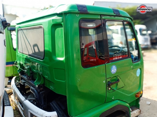 หัวเก๋ง Nissan Condor 3 ใบปัด หน้า V หัวเก๋ง Nissan Condor 3 ใบปัด หน้า V