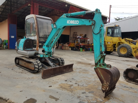 รถขุดโกเบโก้SK030-2ตู้เก๋ง รถขุดโกเบโก้SK030-2ตู้เก๋ง