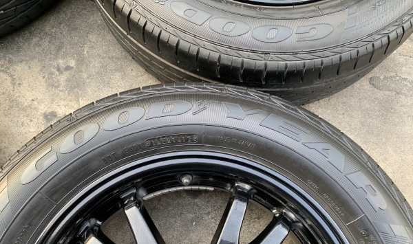 ล้อแม็ก 5รู100 Toyota Prius ขอบ 15 สีดำ พร้อมยาง 195-65-15 GoodYear ปี 12