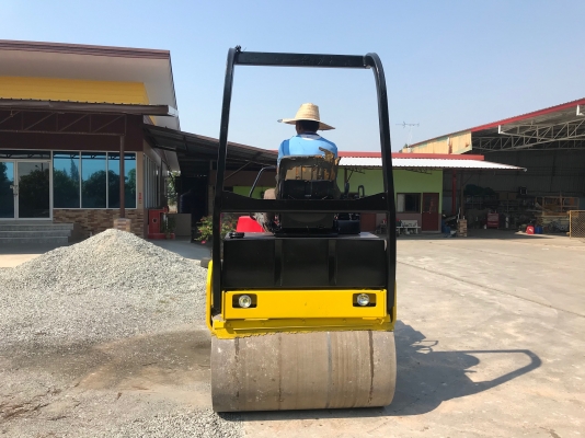 ขายรถบด4ตันBOMAGรุ่นBW135AD-2รถนอกนำเข้ามีเอกสารสภาพดีพร้อมใช้งาน0818302909จิรโรจน์Line: jiraroj2909 ขายรถบด4ตันBOMAGรุ่นBW135AD-2รถนอกนำเข้ามีเอกสารสภาพดีพร้อมใช้งาน0818302909จิรโรจน์Line: jiraroj2909