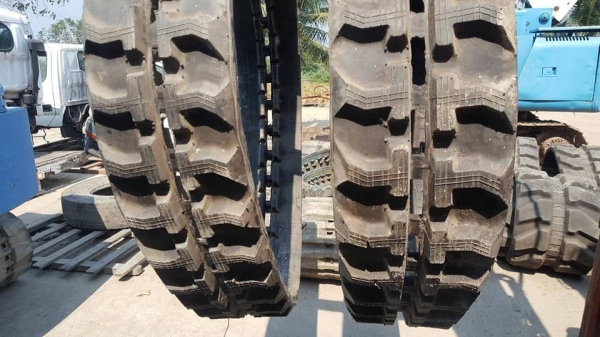 FROM JAPANแทรคยางใหม่ รถขุดไซค์05 ,10, 15, 20, 25, 30, /ขนาด 230*9.6*33(ข้อ) /สินค้าใหม่ งานนำเข้า FROM JAPANแทรคยางใหม่ รถขุดไซค์05 ,10, 15, 20, 25, 30, /ขนาด 230*9.6*33(ข้อ) /สินค้าใหม่ งานนำเข้า