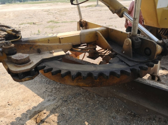 ขายด่วน!!รถเกรดChampion710A เอวอ่อน เอกสารเล่ม รถใช้งานอยู่ ราคาย่อมเยาว์ ขายด่วน!!รถเกรดChampion710A เอวอ่อน เอกสารเล่ม รถใช้งานอยู่ ราคาย่อมเยาว์