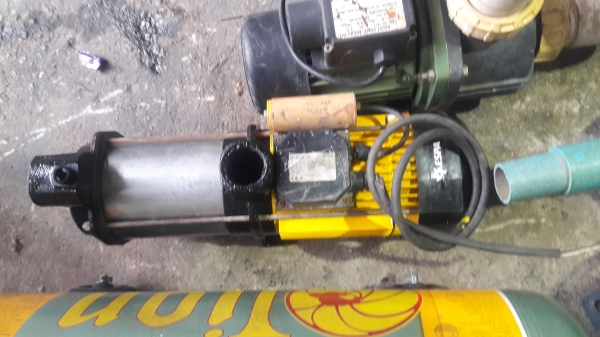 ขาย !!ปั้มน้ำเสเตท5ใบพัด.ของspain.ไฟ220v.พร้อมใช้งาน ขาย !!ปั้มน้ำเสเตท5ใบพัด.ของspain.ไฟ220v.พร้อมใช้งาน