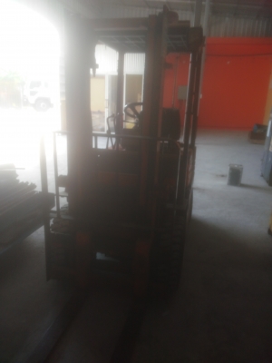 รถโฟล์คลิฟท์ 1.5 ตัน รถโฟล์คลิฟท์ 1.5 ตัน