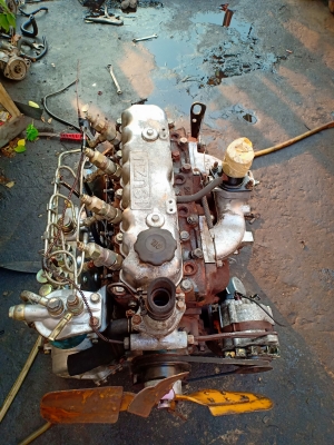 อิซูซุ C240 เร่งแข็งเครื่องนอกสวยๆ