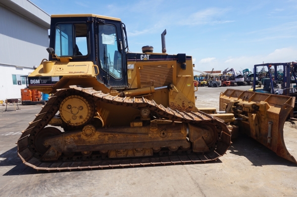 ขายรถแทรกเตอร์ D6M (นำเข้าจากญี่ปุ่น) รถสวยมาก เครื่องยนต์ดีมากค่ะ ขายรถแทรกเตอร์ D6M (นำเข้าจากญี่ปุ่น) รถสวยมาก เครื่องยนต์ดีมากค่ะ