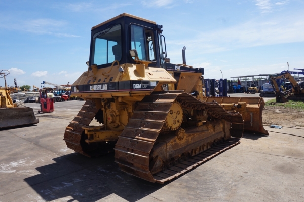 ขายรถแทรกเตอร์ D6M (นำเข้าจากญี่ปุ่น) รถสวยมาก เครื่องยนต์ดีมากค่ะ ขายรถแทรกเตอร์ D6M (นำเข้าจากญี่ปุ่น) รถสวยมาก เครื่องยนต์ดีมากค่ะ