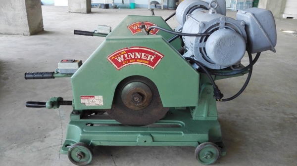 แท่นตัดไฟเบอร์วินเนอร์ WINNER รุ่นมาตรฐาน 16&rdquo; ติดมอเตอร์ Mitsubishi ไฟบ้าน 220V สภาพสวยพร้อมใช