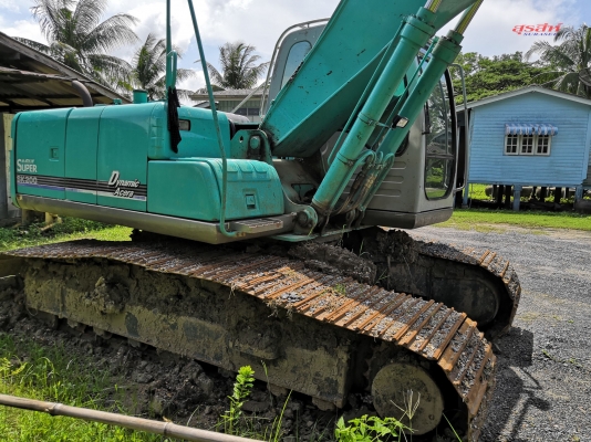 ขายรถขุด KOBELCO SK200-6 Yn10 ใช้งานเพียง 10,618 ชั่วโมง สวย แน่น เต็ม ทำงานสมบูรณ์ทุกระบบ เอกสารเล่มทะเบียน