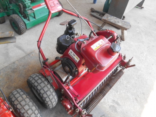 ขายรถตัดกรีนเดินตามBARONESSและTSUCHIYA พร้อมใช้งาน