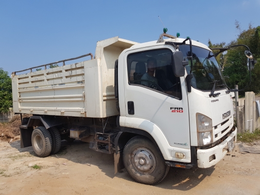 ขายด่วน isuzu frr210 ปี54 รถพร้อมใช้งานสวยๆๆเครื่องดีแน่นไม่มีไอ คัชซีสวยทั้งเส้น เอกสารพร้อม ขายด่วน isuzu frr210 ปี54 รถพร้อมใช้งานสวยๆๆเครื่องดีแน่นไม่มีไอ คัชซีสวยทั้งเส้น เอกสารพร้อม