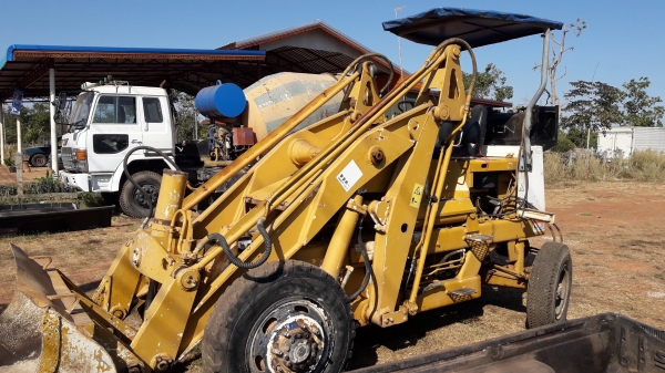 ขายรถตัก KOMATSU SD20-5