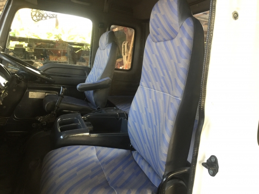 ขาย หัวสิบล้อ  !!  ISUZU  เดก้า  สีใหม่  !!   อุปกรณ์ครบ