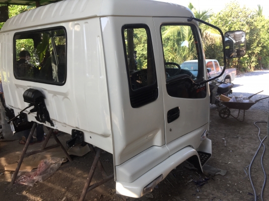 ขาย หัวสิบล้อ  !!  ISUZU  เดก้า  สีใหม่  !!   อุปกรณ์ครบ