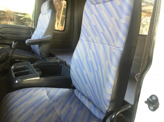 ขาย หัวสิบล้อ  !!  ISUZU  เดก้า  สีใหม่  !!   อุปกรณ์ครบ