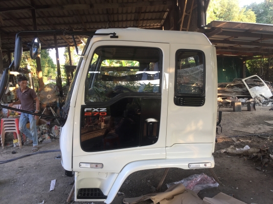 ขาย หัวสิบล้อ  !!  ISUZU  เดก้า  สีใหม่  !!   อุปกรณ์ครบ