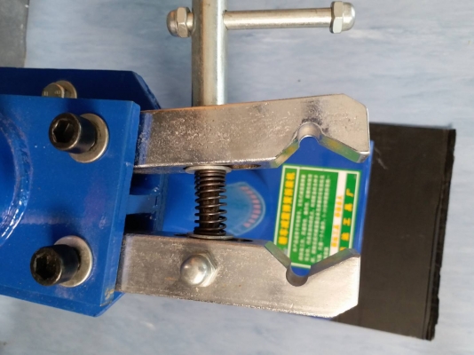 เครื่องถอดโช๊คอัพ ของใหม่จากจีน 7500บ