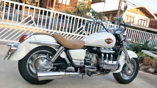 ขายครับ Honda Valkyrie 1500cc 6 สูบ ทะเบียนแท้