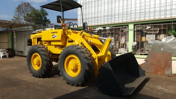 ขาย รถตัก KOMATSU JH30 สภาพพร้อมใช้งาน เช็คระบบใหม่ทั้งคัน ราคาต่อรองได้
