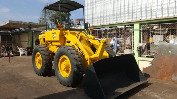 ขาย รถตัก KOMATSU JH30 สภาพพร้อมใช้งาน เช็คระบบใหม่ทั้งคัน ราคาต่อรองได้