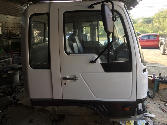 ขาย  !!! หัวเก๋งสิบล้อ HINO สิงไฮเทค  !!!  สีใหม่ มีขาดีดหน้า-ขาคำ้หลัง กันชน พร้อมใช้